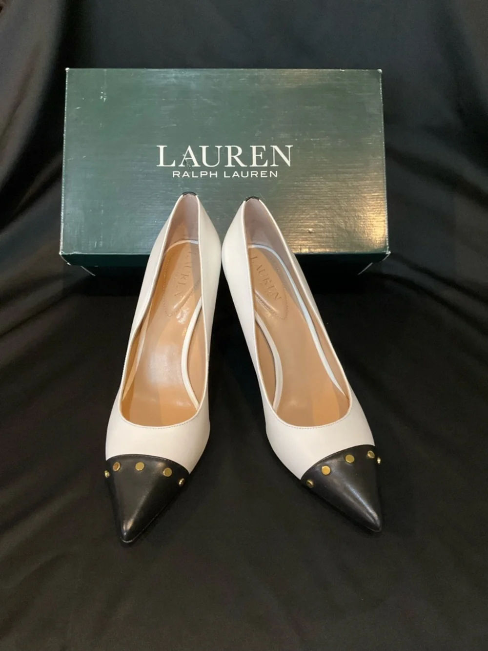 Ralph Lauren Black and White Pumps NEW Size 9.5 B - Picture 1 of 6
